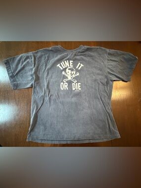 Global Basics Tune It Or Die Skull Crossbones Vintage Cotton Short Sleeve Shirt